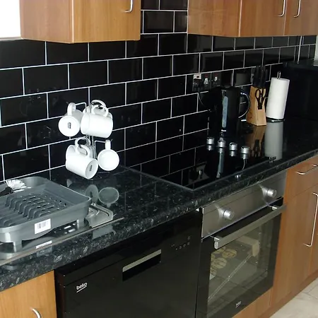 Lockinbar Holiday Apartments Tenby Exterior photo
